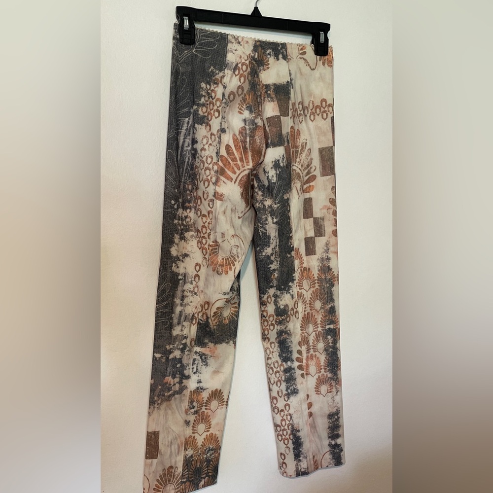 Mesmerize Casual Chic patterned Straight Leg Pants Size 2 - Picture 8 of 10
